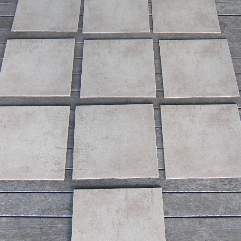 x10 unused Tiles 333mm x 333mm Freestuff