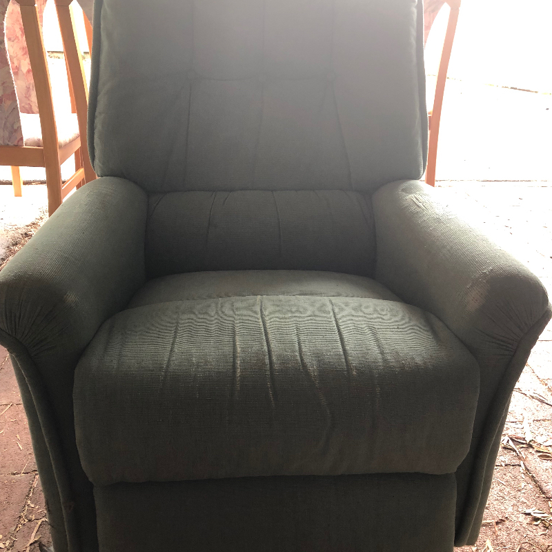 Two lazy boy chairs Freestuff