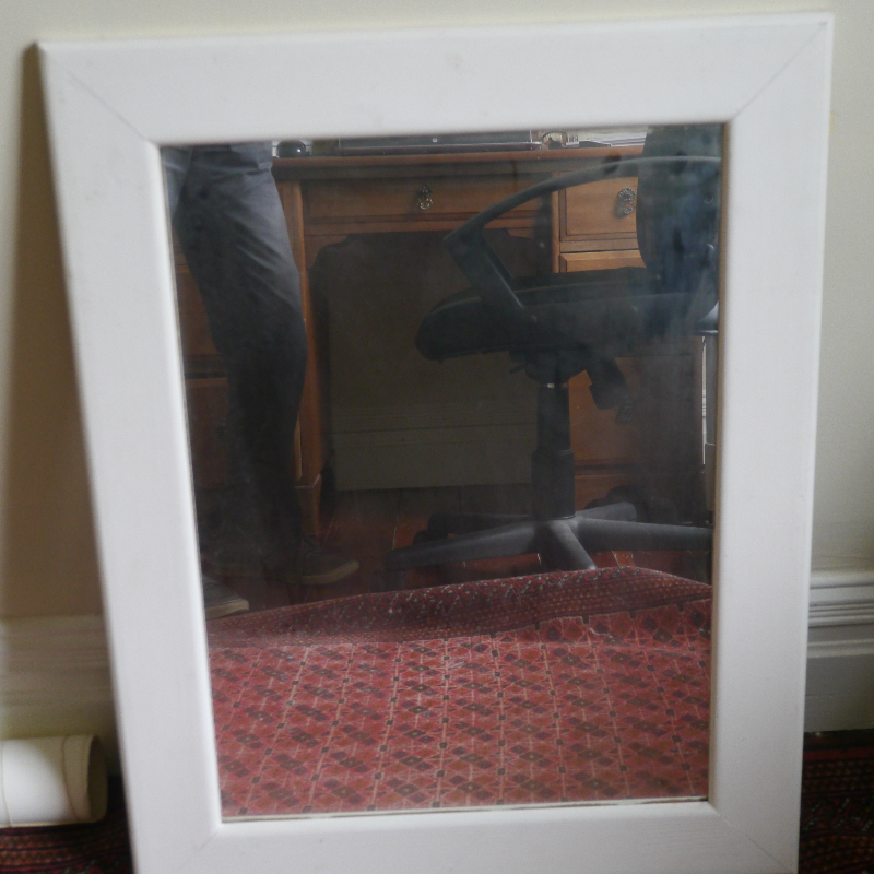 Large mirror in white frame. 80 x 60 cm approx (incl frame) Freestuff Large mirror in white frame. 80 x 60 cm approx (incl frame) Freestuff
