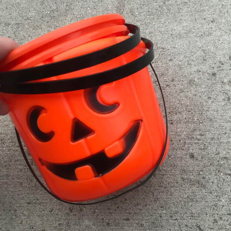 Halloween Buckets X3 | Freestuff