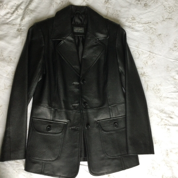 Women’s Nappa pig leather jacket size 10 | Freestuff