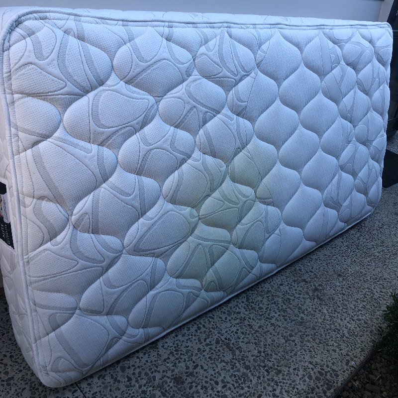 King Single Mattress Freestuff