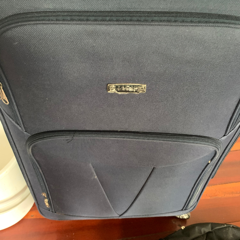 Luggage big bag. Freestuff