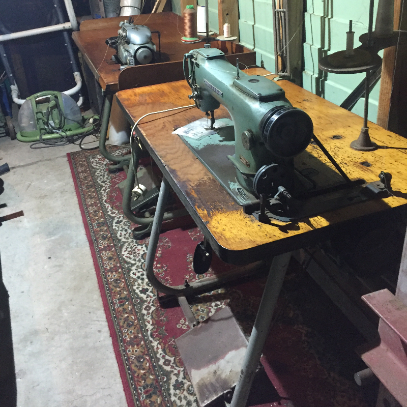 Antique sewing machine and overlocker Freestuff