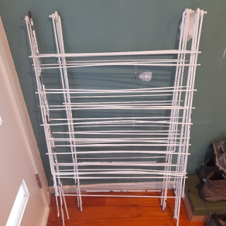 2 x clothes drying racks