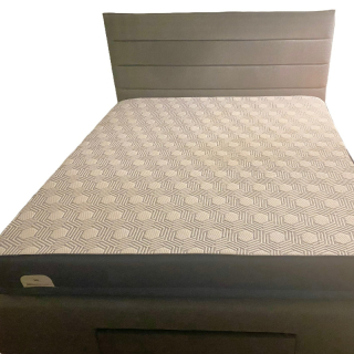 King Serta Mattress and Base