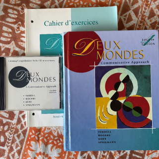 Deux Mondes Beginner French Textbook