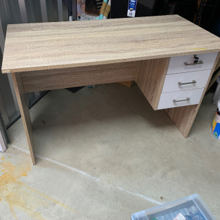 Unassembled desk 