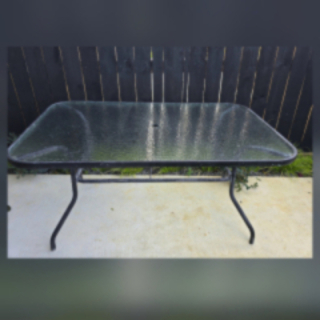 Outdoor table + 6 chairs
