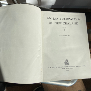 Old NZ encyclopedia 