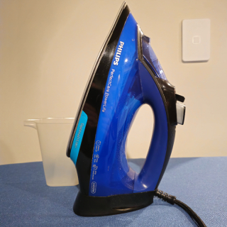 Working Phillips iron