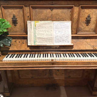 Old Piano
