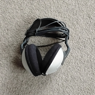 Headphones 