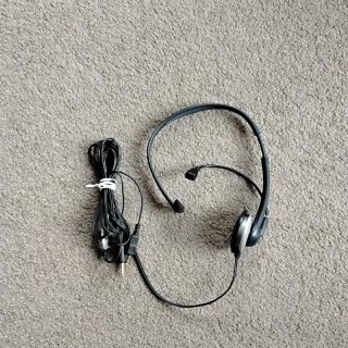 Headphone 