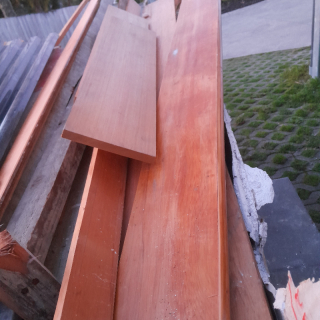 Rimu trims