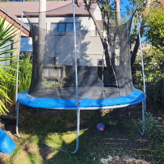 Large trampoline 