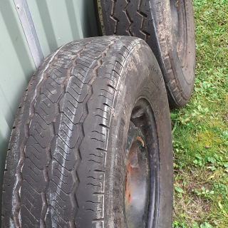 Car/trailer wheels and tyres (2)