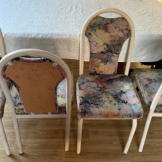 Dining Table & 4 Chairs set