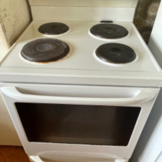 Free standing stove and oven