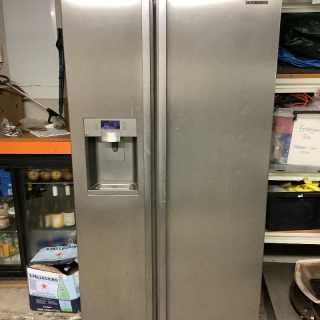 Samsung fridge freezer 