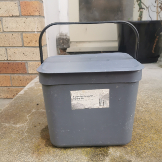 Small bin 
