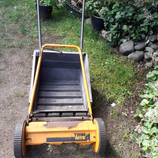 Hand mower