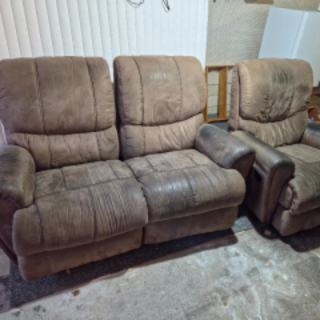 2+1 reclining chairs